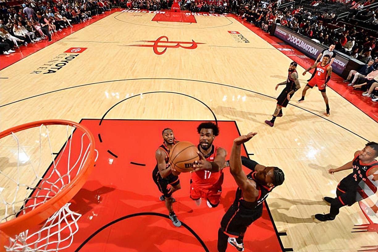 kaiyun开云体育在线-防守能力相当不错，但火箭锋线新星的三分手感依然没有恢复？