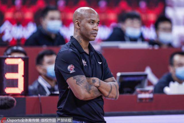 kaiyun-最后一张季后赛门票归属存疑 三选一谁能最终胜出